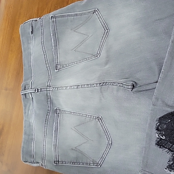 Mother High waisted Looker Dagger Ankle Fray Lace - Picture 5 of 10